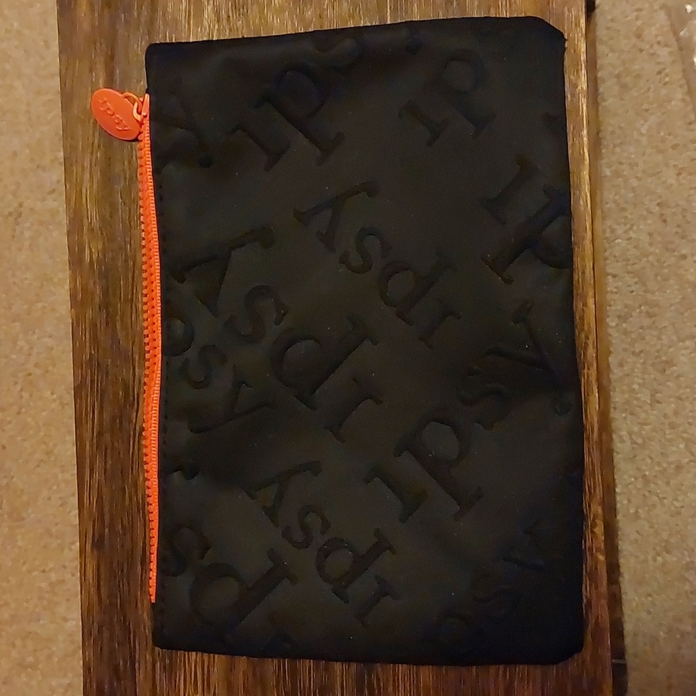Ipsy cosmetic bag